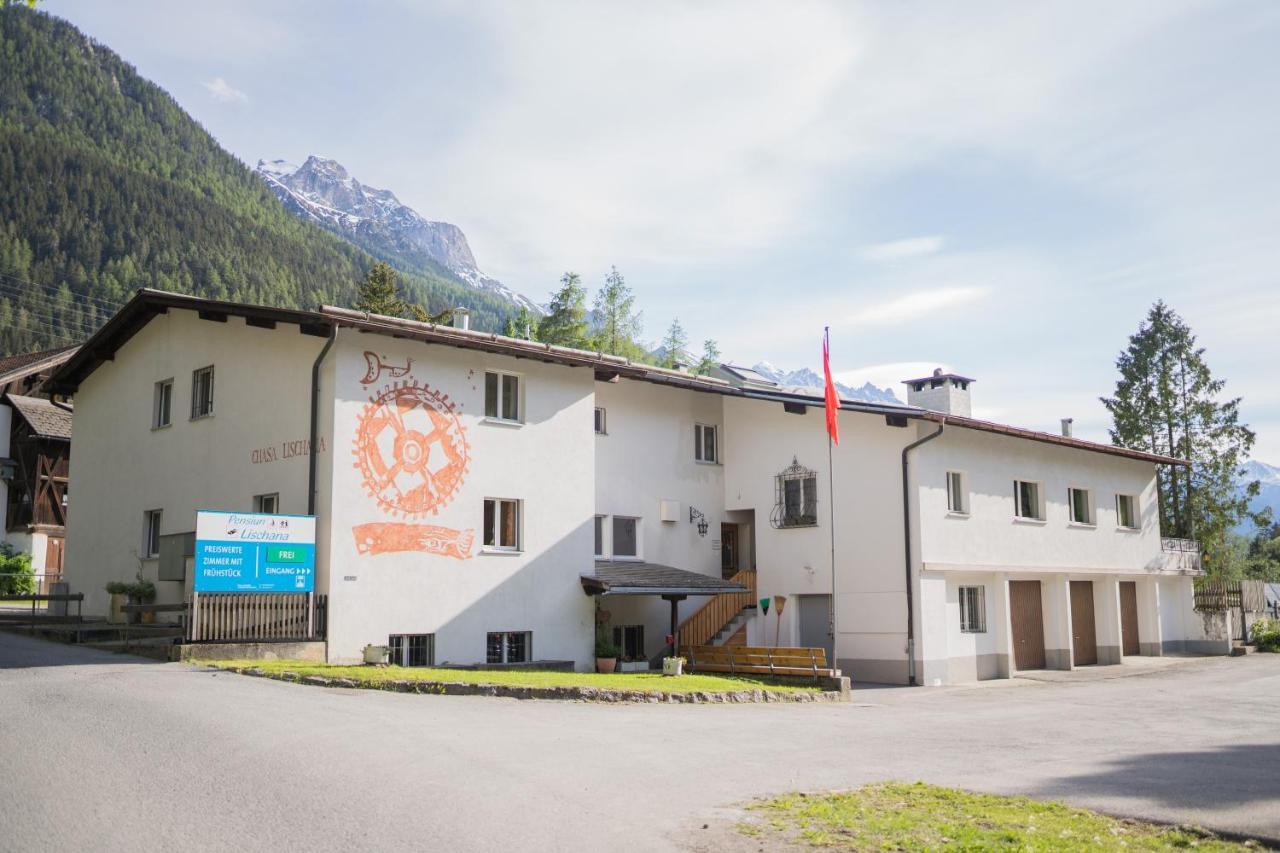 Pensiun Lischana Sent Exteriér fotografie